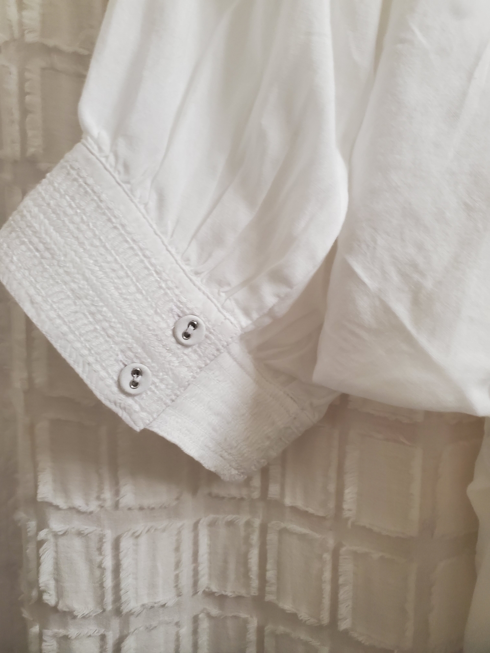 Madewell White Short-Sleeve Button-Front Blouse - Picture 14 of 16
